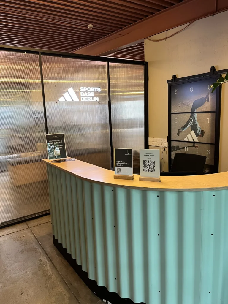 Sport Base Adidas Berlin